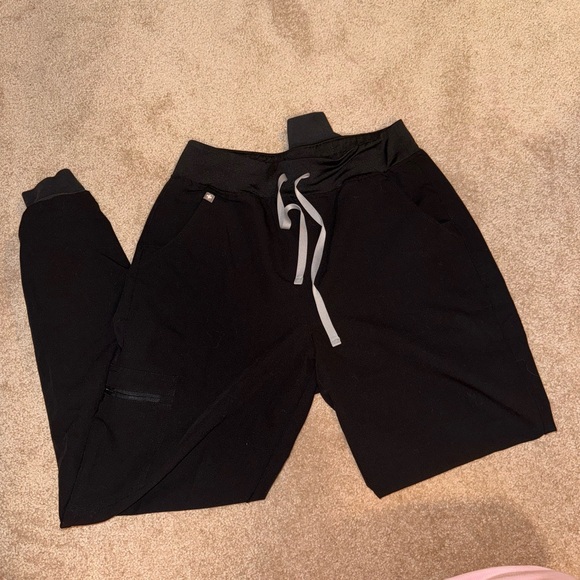 Figs Zamora Jogger Scrubs Black Medium - Picture 1 of 3